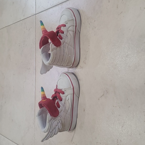 Lot of 3 Girl's Boots Size 5 and 6 - Picture 3 of 9